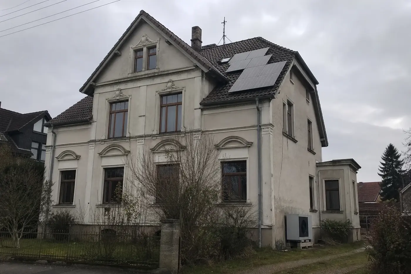 KI-generiertes Bild zum Projekt: Gründerzeitvilla von 1908